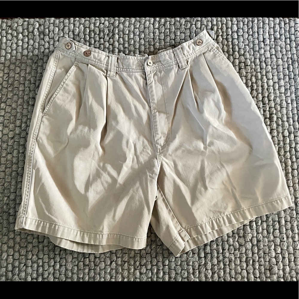Vintage Tommy Bahama Tan Shorts, Hong Kong Size 36